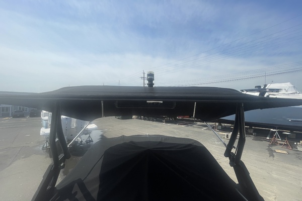 22ft Bayliner Yacht For Sale
