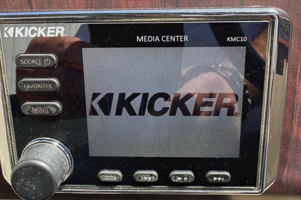 24ft Misty Harbor Yacht For Sale