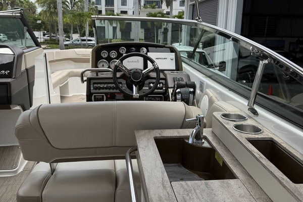 29ft Formula Yacht For Sale