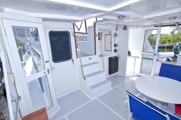 Consaltant 42ft Present Yachts Yacht For Sale