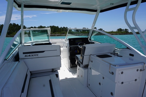 2023 Blackfin 27