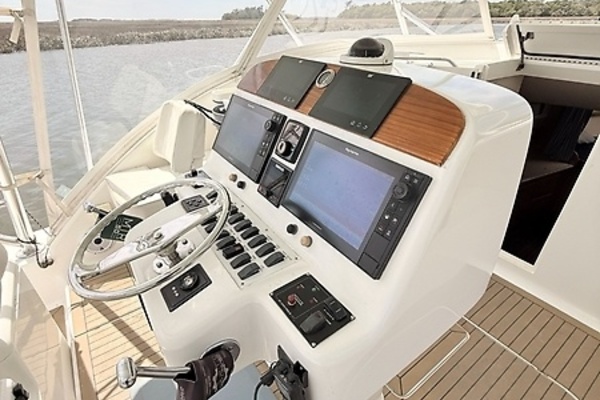 Home Advantage Reel T 38ft Out Island Yacht For Sale