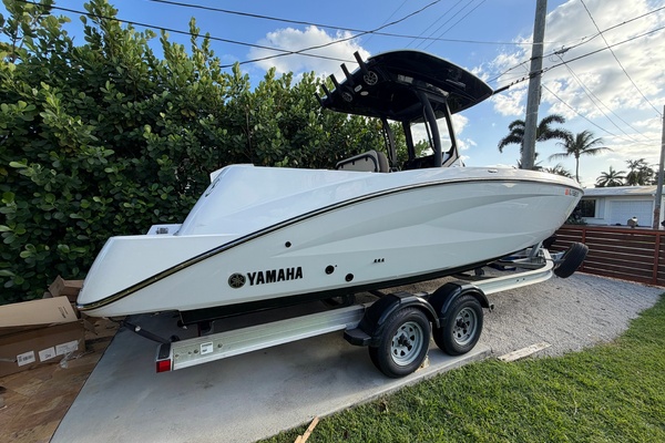 25ft Yamaha Boats Yacht For Sale