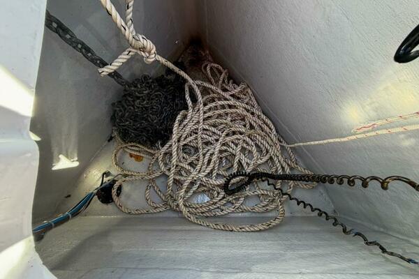 Happy Ours 40ft Beneteau Yacht For Sale