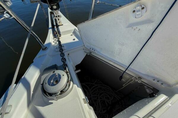 Happy Ours 40ft Beneteau Yacht For Sale