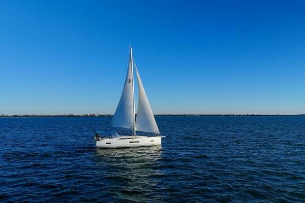 Beneteau 40.1 Yacht For Sale