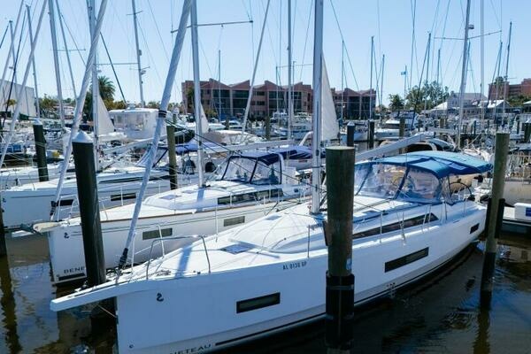 Beneteau 40.1 Yacht For Sale