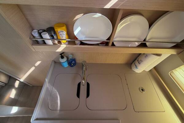 Happy Ours 40ft Beneteau Yacht For Sale