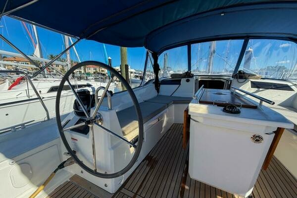 Beneteau 40.1 Yacht For Sale