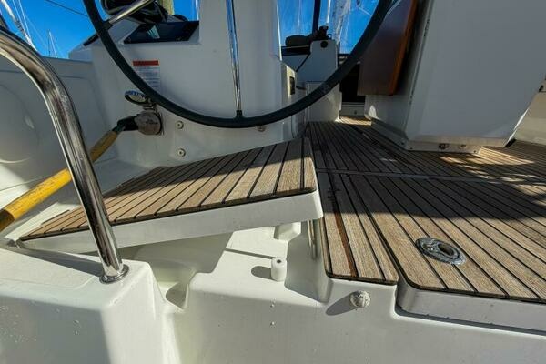 Beneteau 40.1 Yacht For Sale