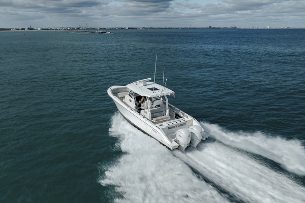 Boyer s Pursuit III 32ft Pursuit Yacht For Sale