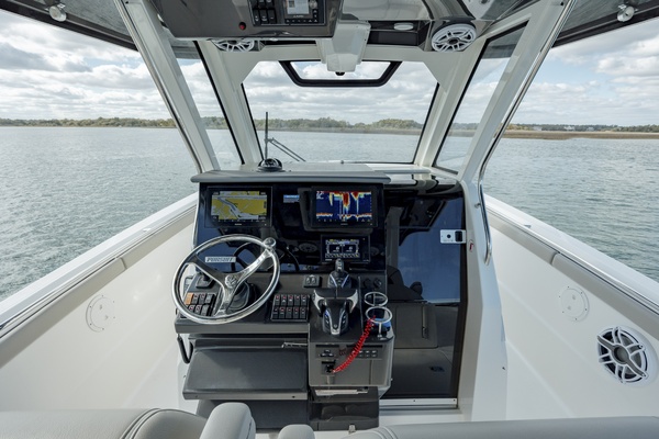 Boyer s Pursuit III 32ft Pursuit Yacht For Sale