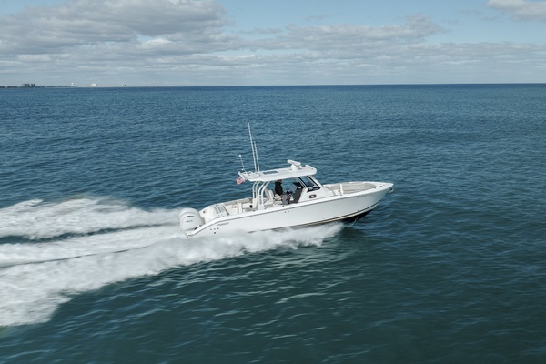 Boyer s Pursuit III 32ft Pursuit Yacht For Sale