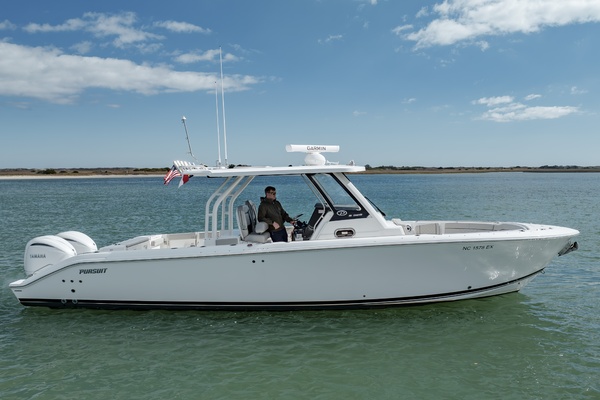 Boyer s Pursuit III 32ft Pursuit Yacht For Sale