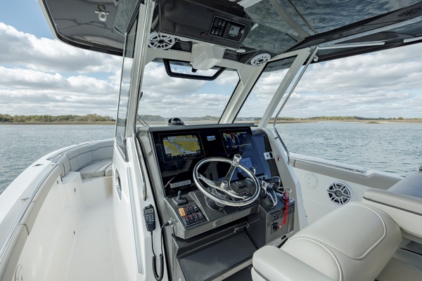 Boyer s Pursuit III 32ft Pursuit Yacht For Sale