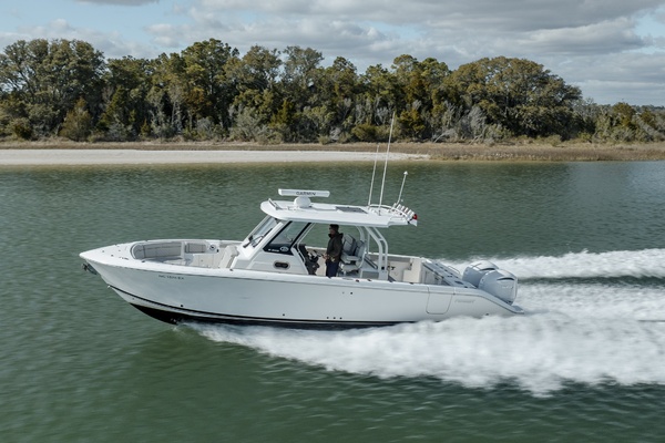 Boyer s Pursuit III 32ft Pursuit Yacht For Sale