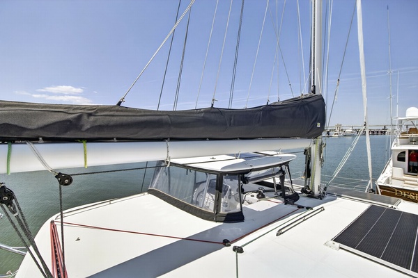 Paradise 42ft Lagoon Yacht For Sale