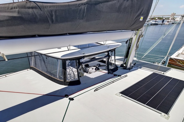 Paradise 42ft Lagoon Yacht For Sale