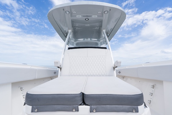 38ft Fountain Yacht For Sale