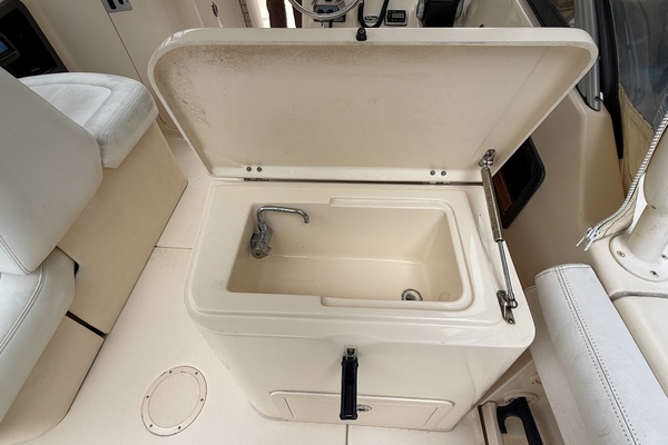 Easy Keeper 27ft Grady White Yacht For Sale