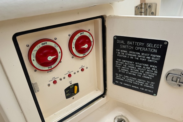 Easy Keeper 27ft Grady White Yacht For Sale