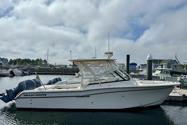 Photo of the 2015 Grady-White Freedom 275 "Easy Keeper"