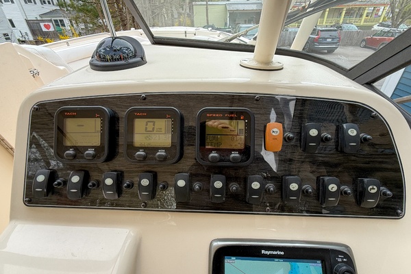 Easy Keeper 27ft Grady White Yacht For Sale