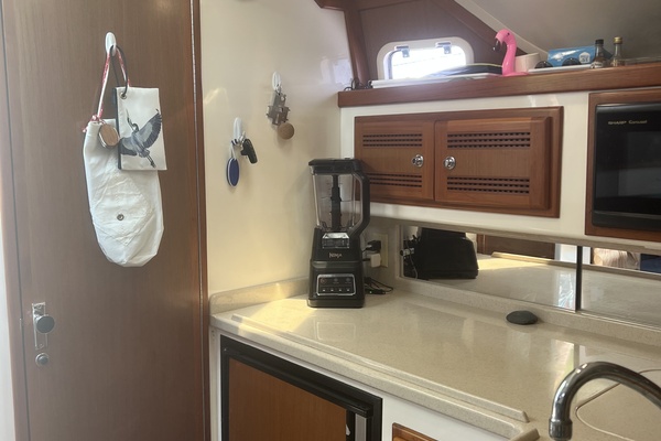 BRENDA LEE 35ft Cabo Yacht For Sale