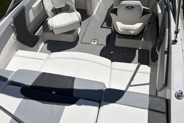 21ft Chaparral Yacht For Sale