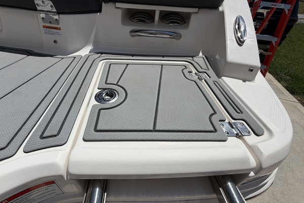 21ft Chaparral Yacht For Sale