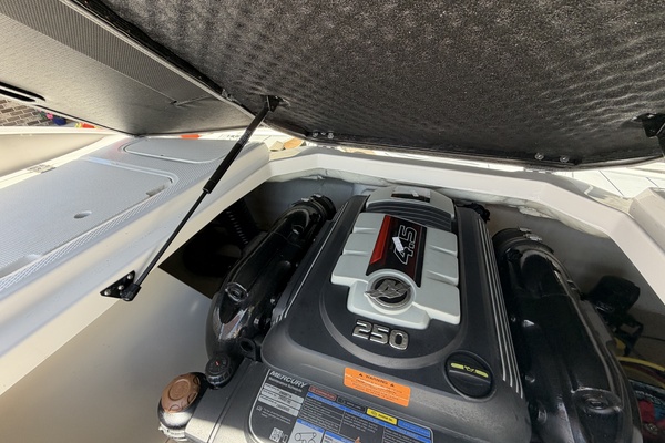 21ft Chaparral Yacht For Sale