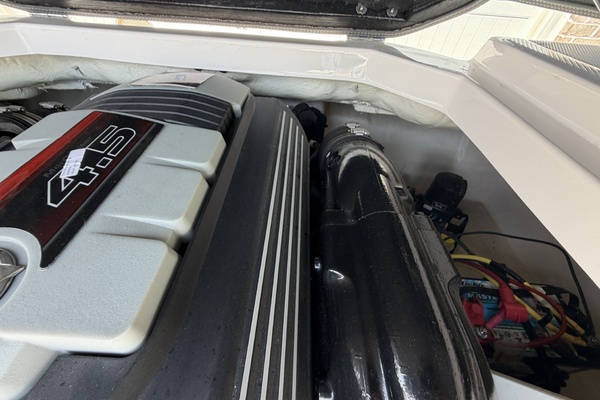 21ft Chaparral Yacht For Sale