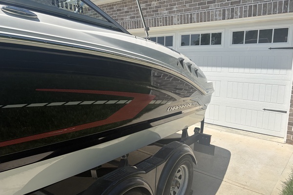 Photo of the 2022 Chaparral 21 SSi