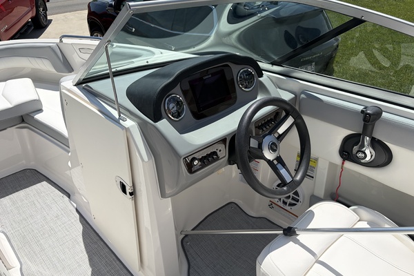 21ft Chaparral Yacht For Sale