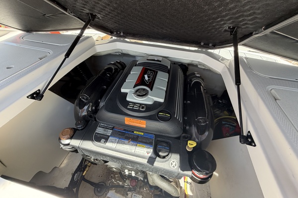 21ft Chaparral Yacht For Sale
