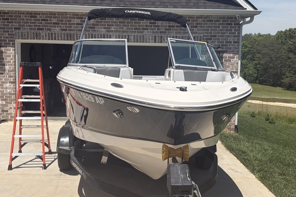 21ft Chaparral Yacht For Sale