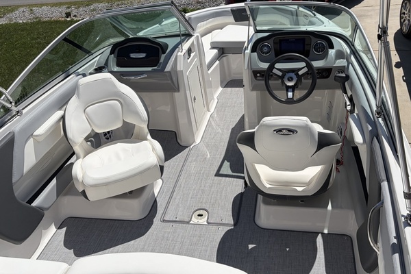 21ft Chaparral Yacht For Sale