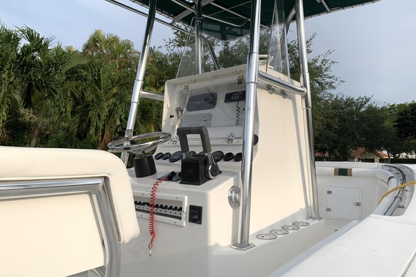 23ft Contender Yacht For Sale