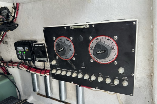 23ft Contender Yacht For Sale