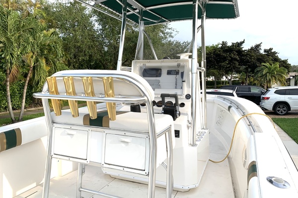 23ft Contender Yacht For Sale