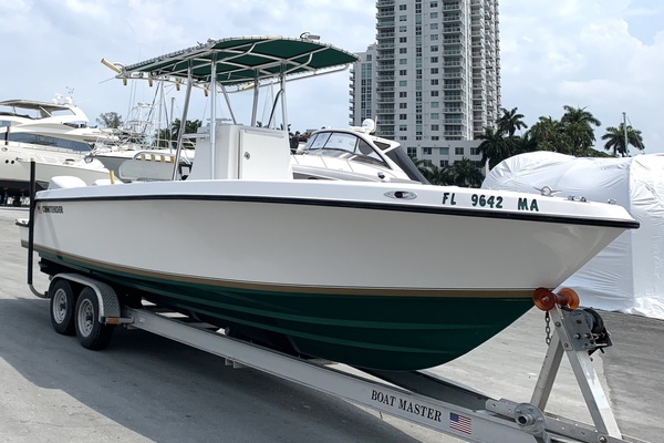23ft Contender Yacht For Sale