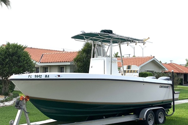 23ft Contender Yacht For Sale