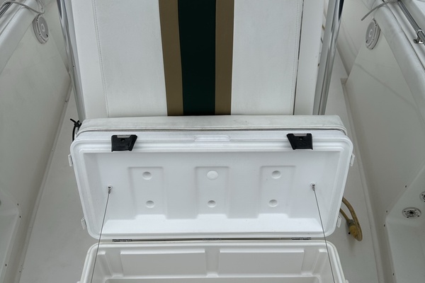 23ft Contender Yacht For Sale