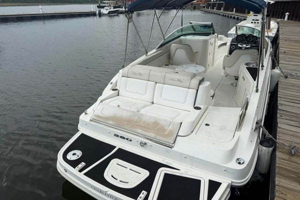 26ft Sea Ray Yacht For Sale