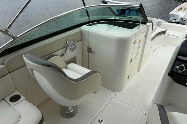 26ft Sea Ray Yacht For Sale