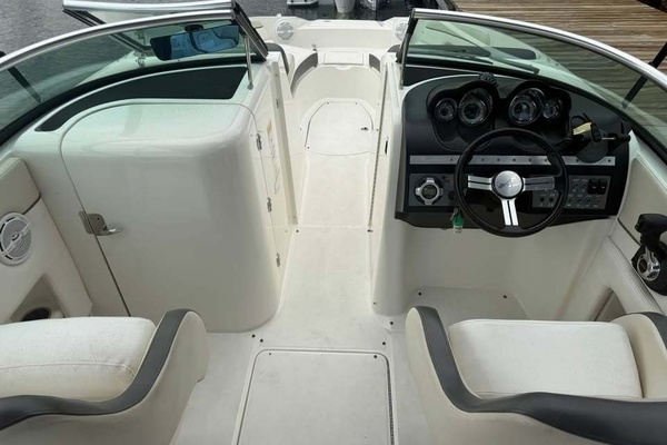 26ft Sea Ray Yacht For Sale