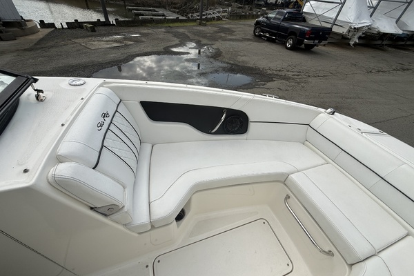 24ft Sea Ray Yacht For Sale