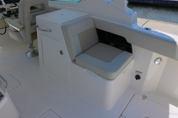 2024 Boston Whaler 28