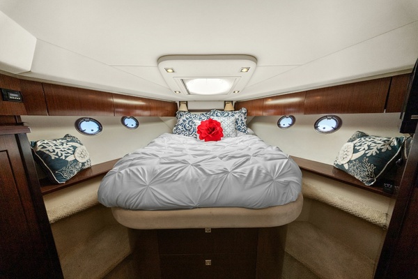 Sea Casa III 54ft Cruisers Yachts Yacht For Sale