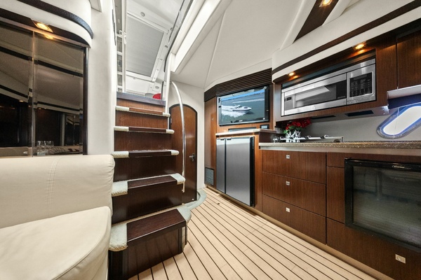 Sea Casa III 54ft Cruisers Yachts Yacht For Sale